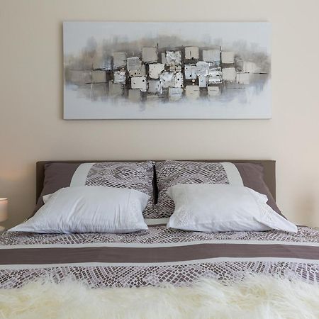 Central Boutique Apartments With Balconies, In Walking Distance To The Sea Задар Екстериор снимка