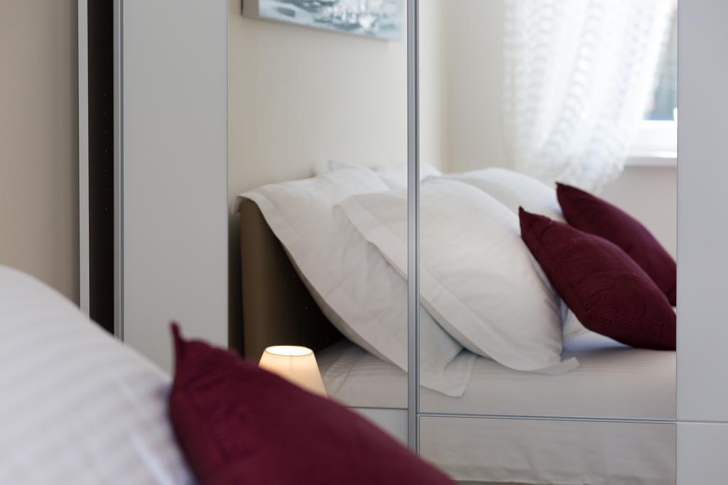 Central Boutique Apartments With Balconies, In Walking Distance To The Sea Задар Екстериор снимка